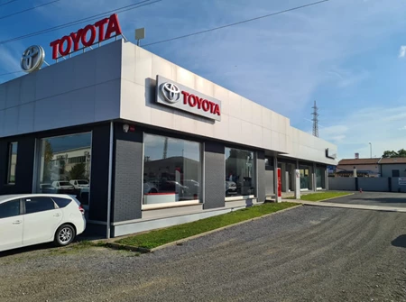 TOYOTA LIVORNO 3