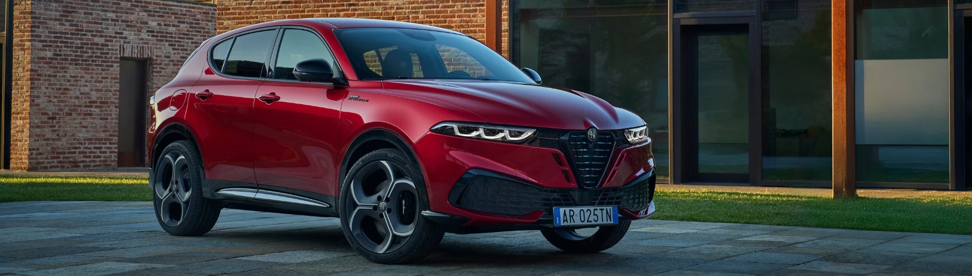 Alfaromeo Nuova Tonale 1920X546