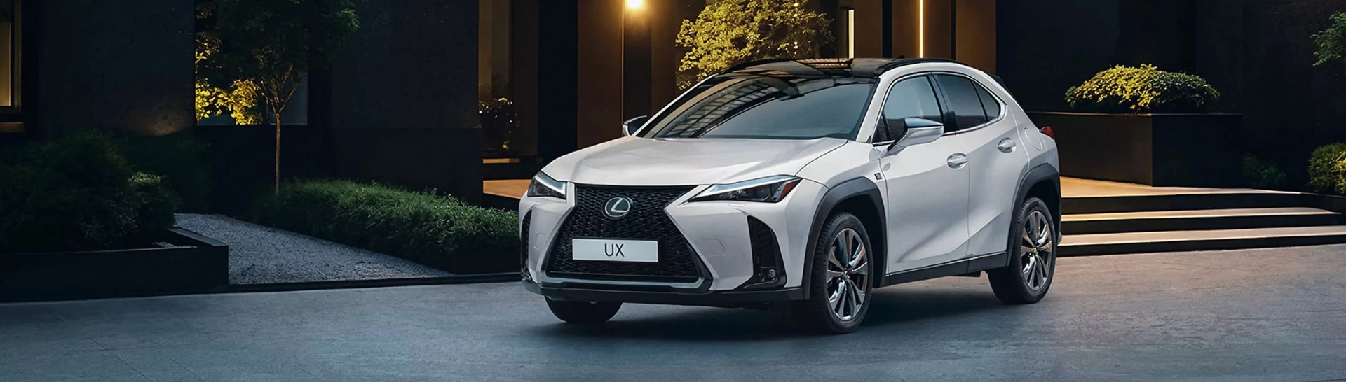 Header LP Lexus UX 1920X546