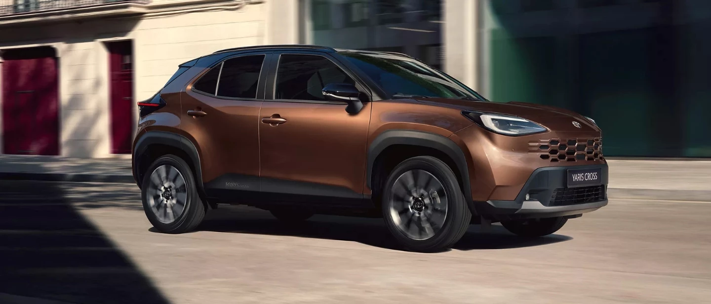Toyota Yariscross 1440X616