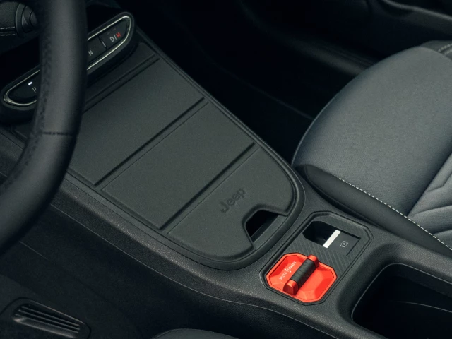 Jeep Nuova Avenger Sez2